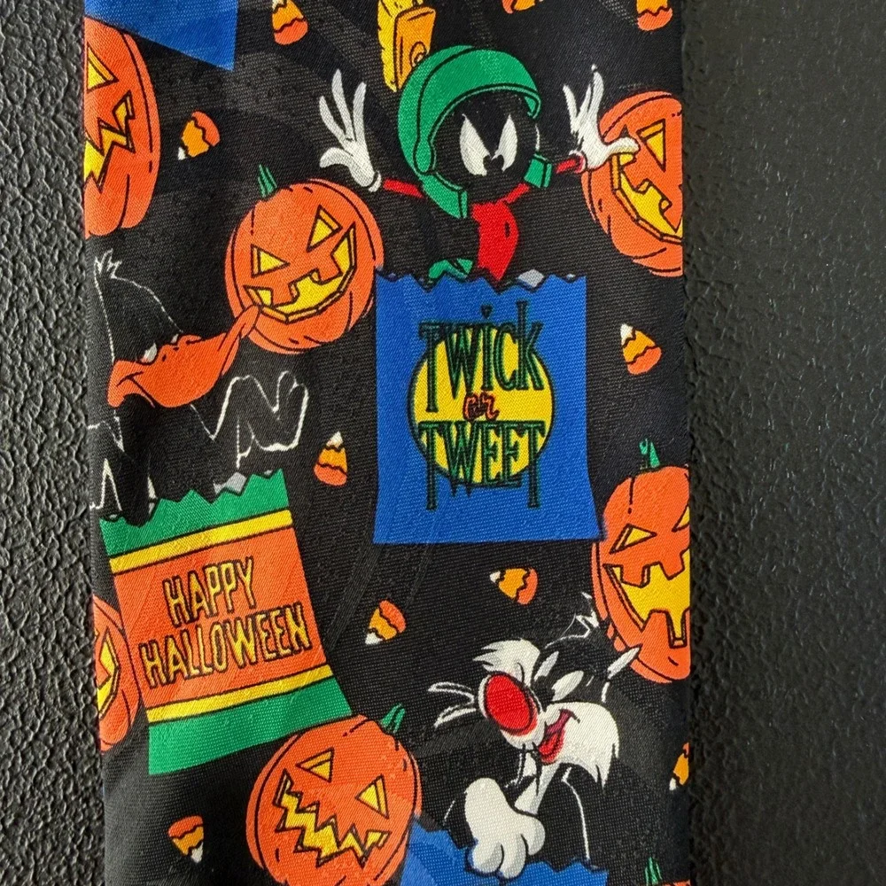 Looney Tunes Necktie Mens OS Black Halloween Bugs Bunny Tweety Vintage 1996